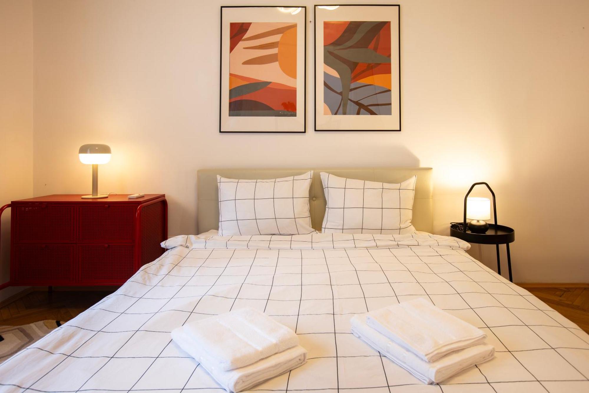 Ultracentral Hong Kong 3 Bdrm Apartment Bucarest Exterior foto
